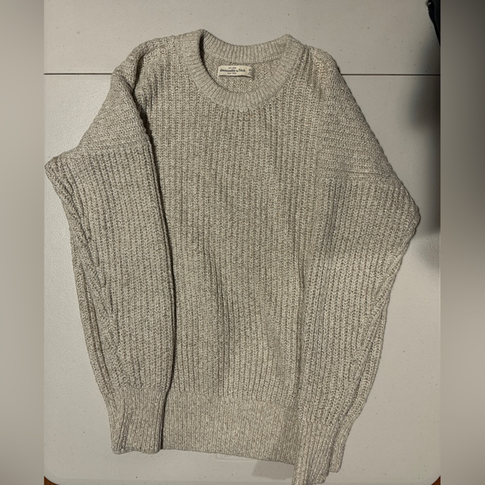 Abercrombie & Fitch women’s acrylicic sweater sparkle size M/L